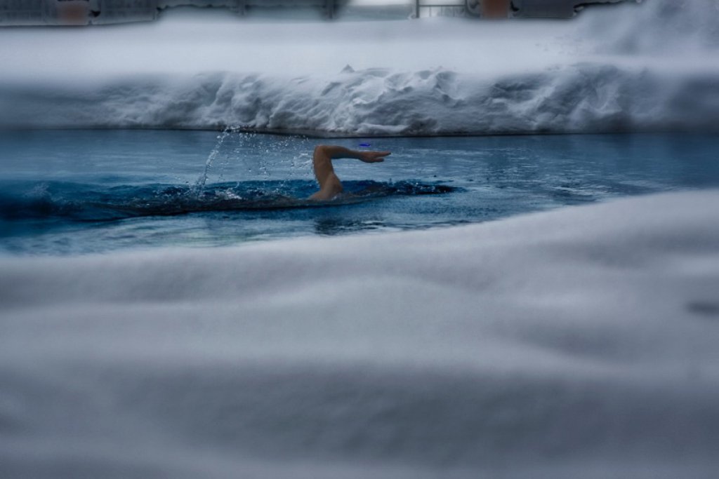 Swimming pools in the Dollenberg: 5 pools, 1 mountain lake - Relais ...